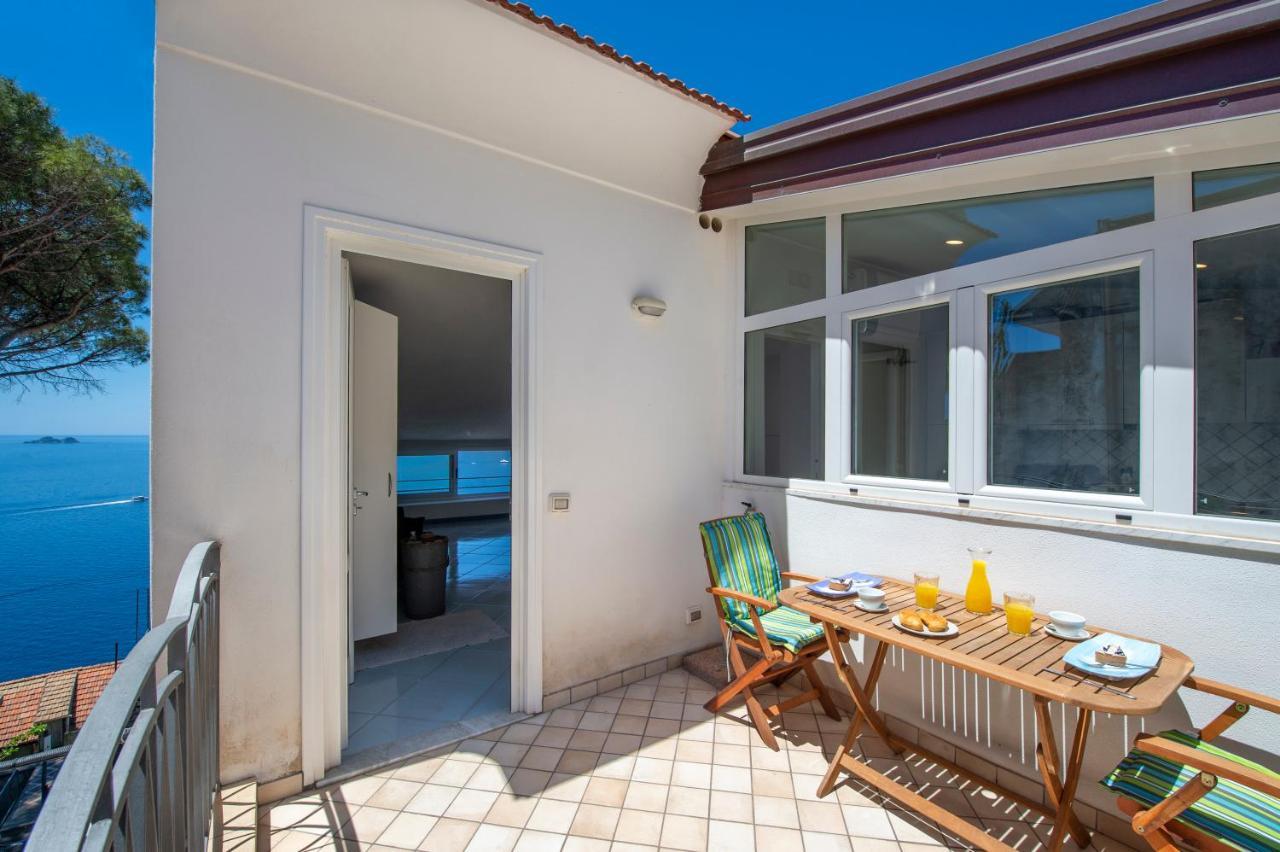 Appartement La Mansarda à Praiano Extérieur photo